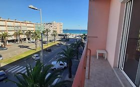 Spacieux appartement vue mer proche commerces